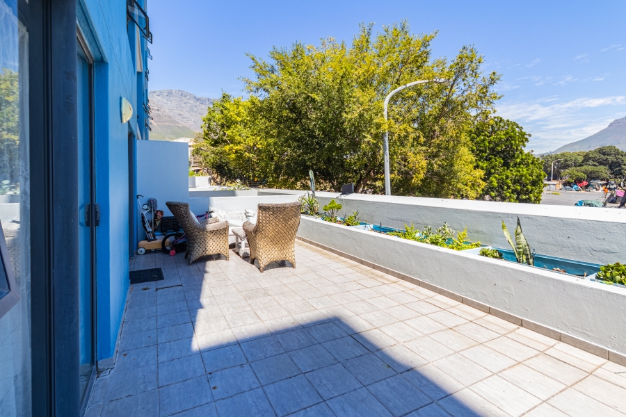 2 Bedroom Property for Sale in Zonnebloem Western Cape